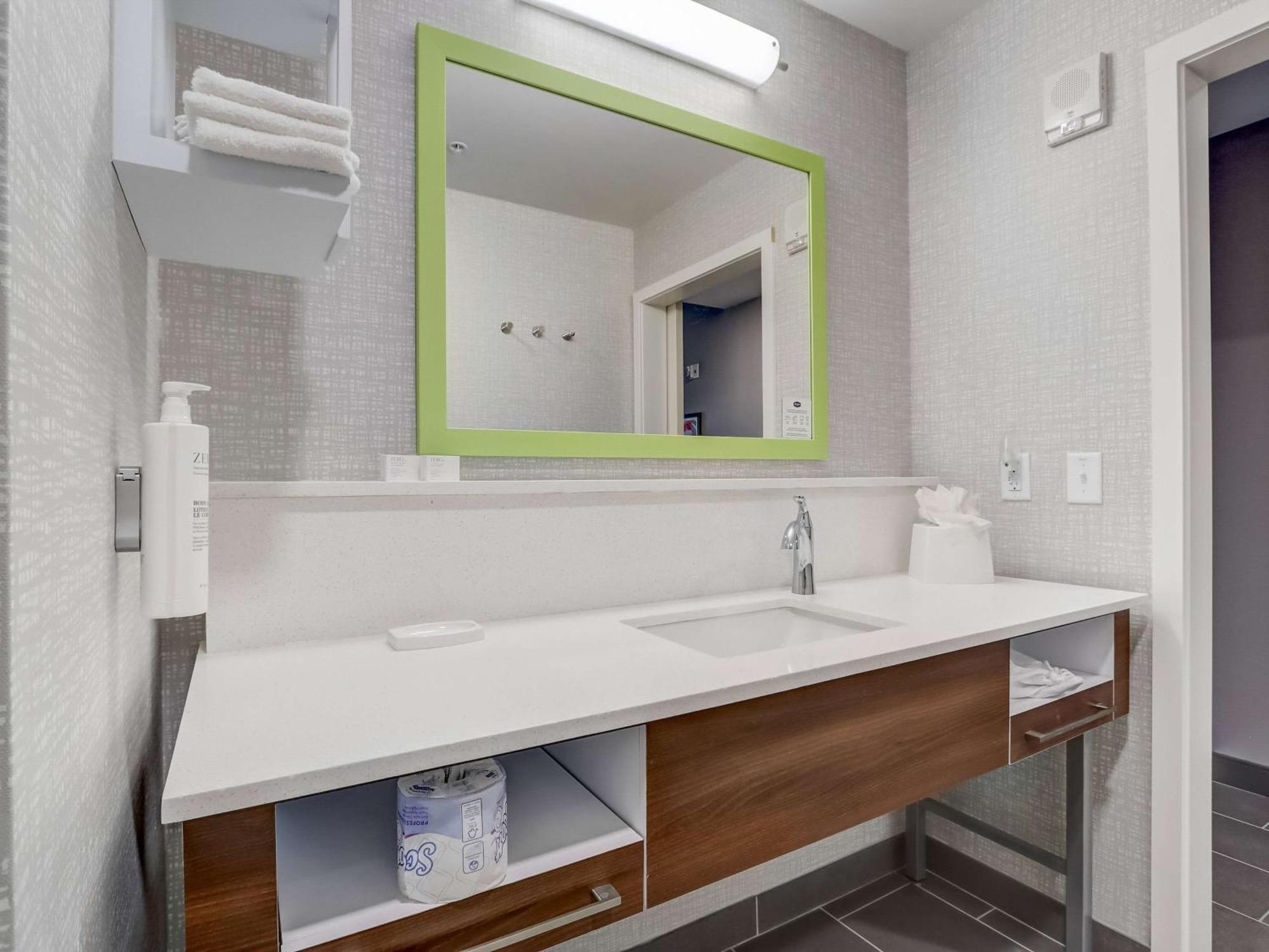 Hampton Inn & Suites Cincinnati Midtown Rookwood 외부 사진