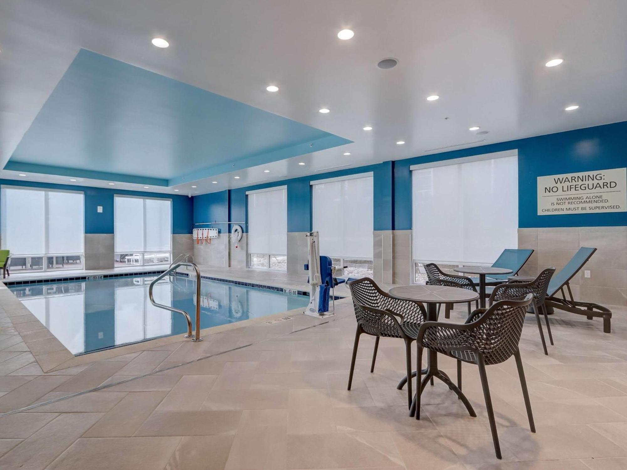 Hampton Inn & Suites Cincinnati Midtown Rookwood 외부 사진