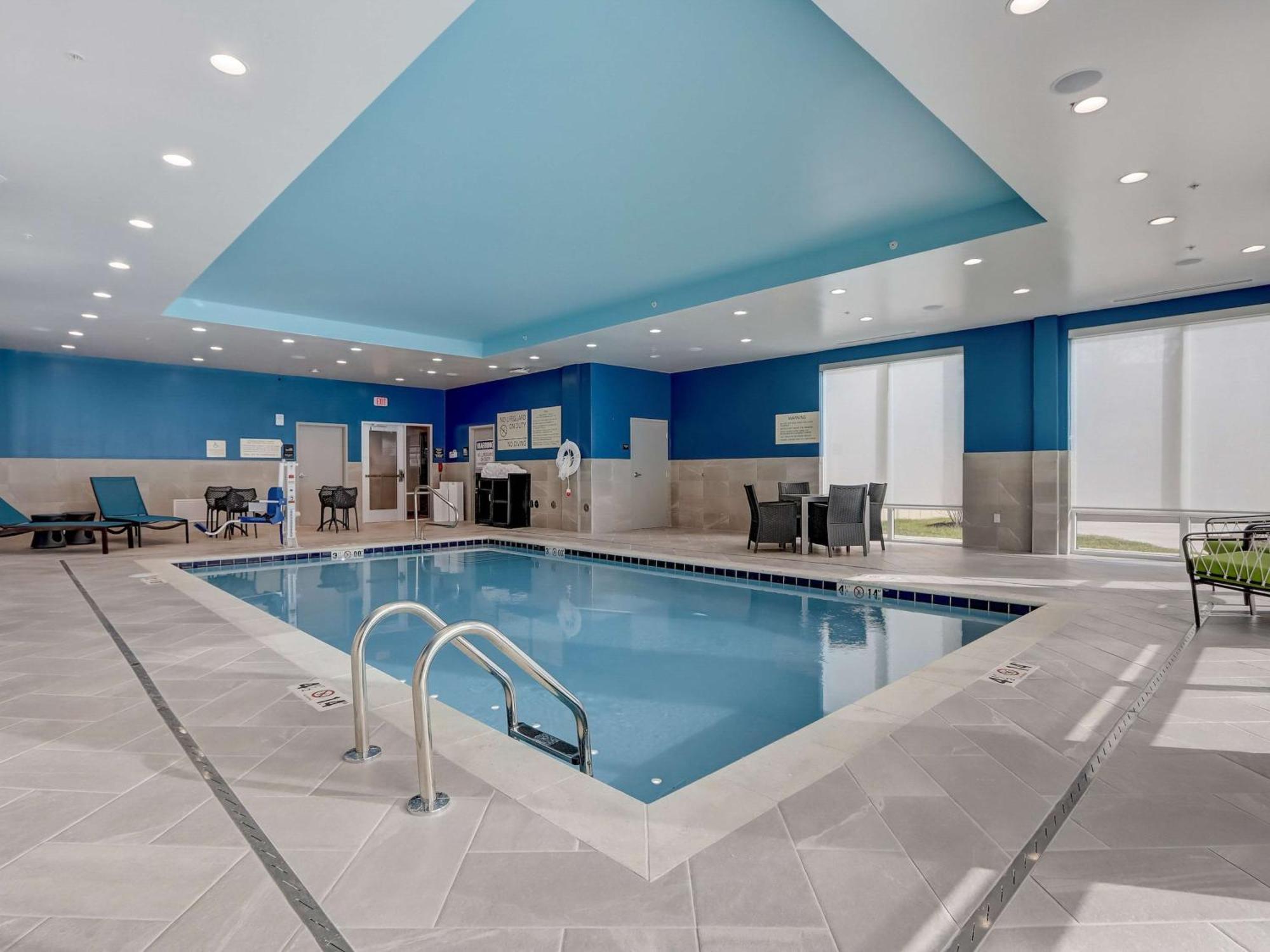 Hampton Inn & Suites Cincinnati Midtown Rookwood 외부 사진